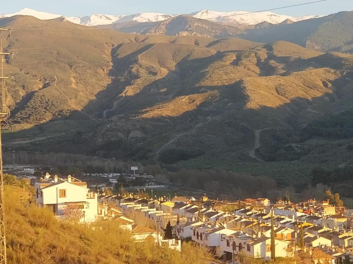 Appartement Casa Ideal Familias Y Grupos Con Balcones Exterior Soleada Patios Cerca Alhambra, Sierra Nevada, Rio Genil, Lancha Del Genil, Parque Llano Y Reloj Del Sol Con Barbacoas, Campo De Futbol, Circuito Gimnasia à Grenade Extérieur photo