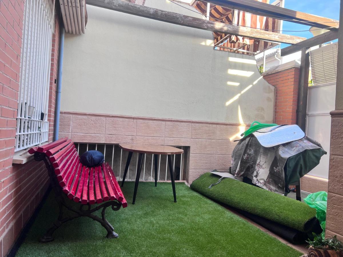 Appartement Casa Ideal Familias Y Grupos Con Balcones Exterior Soleada Patios Cerca Alhambra, Sierra Nevada, Rio Genil, Lancha Del Genil, Parque Llano Y Reloj Del Sol Con Barbacoas, Campo De Futbol, Circuito Gimnasia à Grenade Extérieur photo