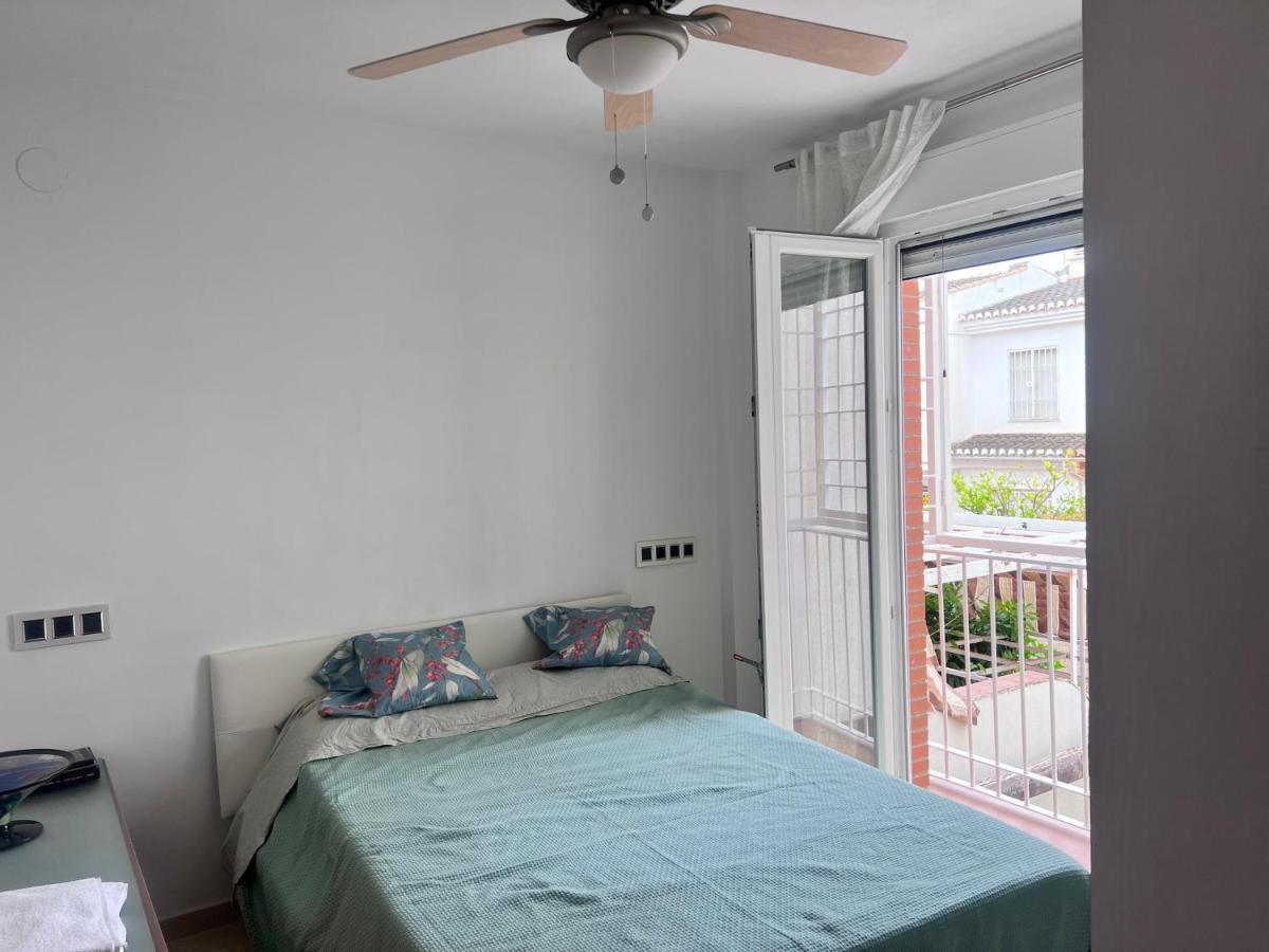 Appartement Casa Ideal Familias Y Grupos Con Balcones Exterior Soleada Patios Cerca Alhambra, Sierra Nevada, Rio Genil, Lancha Del Genil, Parque Llano Y Reloj Del Sol Con Barbacoas, Campo De Futbol, Circuito Gimnasia à Grenade Extérieur photo