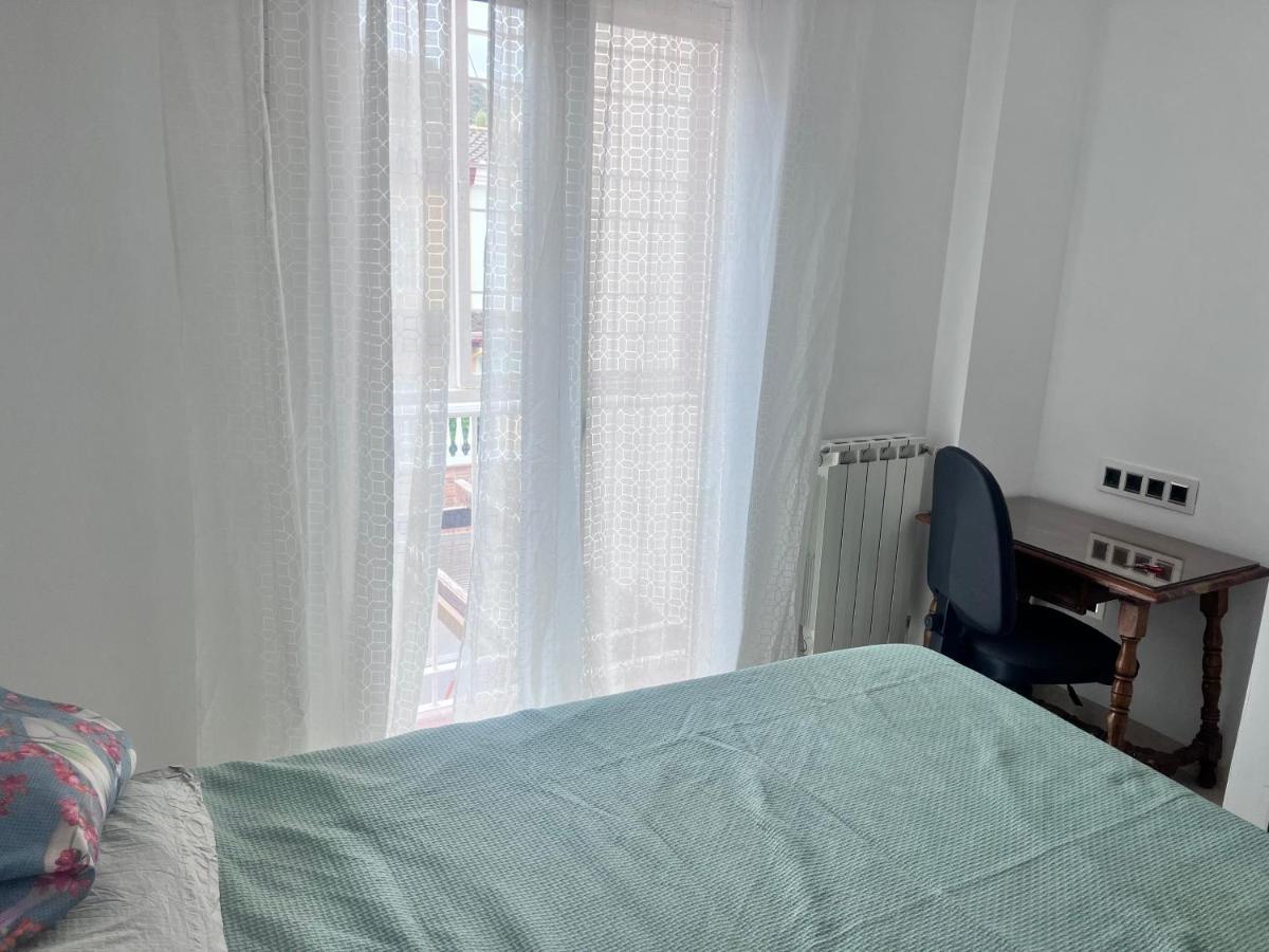 Appartement Casa Ideal Familias Y Grupos Con Balcones Exterior Soleada Patios Cerca Alhambra, Sierra Nevada, Rio Genil, Lancha Del Genil, Parque Llano Y Reloj Del Sol Con Barbacoas, Campo De Futbol, Circuito Gimnasia à Grenade Extérieur photo