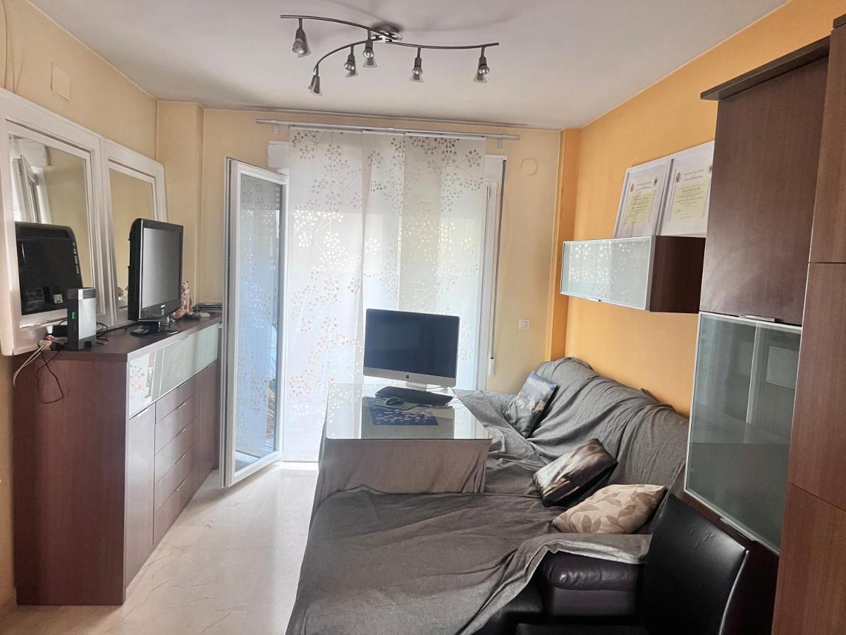 Appartement Casa Ideal Familias Y Grupos Con Balcones Exterior Soleada Patios Cerca Alhambra, Sierra Nevada, Rio Genil, Lancha Del Genil, Parque Llano Y Reloj Del Sol Con Barbacoas, Campo De Futbol, Circuito Gimnasia à Grenade Extérieur photo