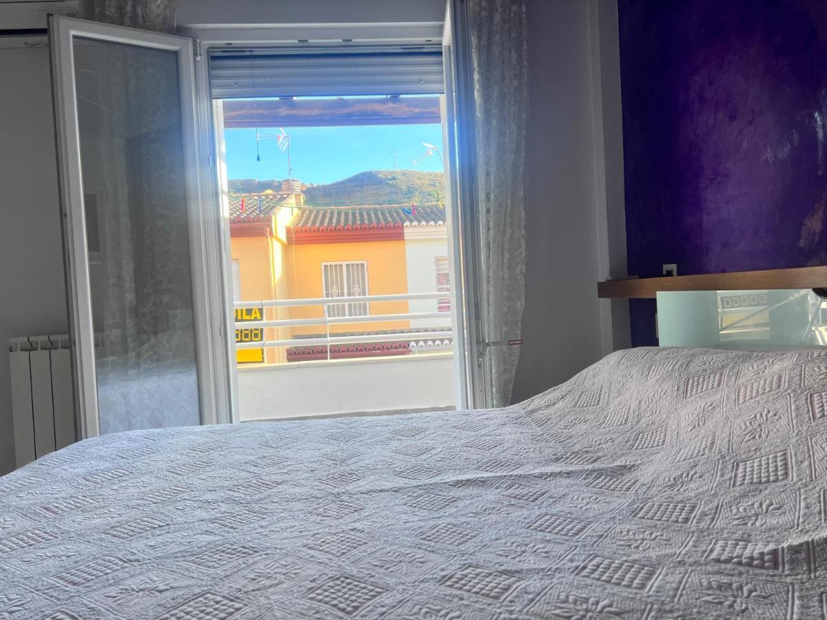 Appartement Casa Ideal Familias Y Grupos Con Balcones Exterior Soleada Patios Cerca Alhambra, Sierra Nevada, Rio Genil, Lancha Del Genil, Parque Llano Y Reloj Del Sol Con Barbacoas, Campo De Futbol, Circuito Gimnasia à Grenade Extérieur photo