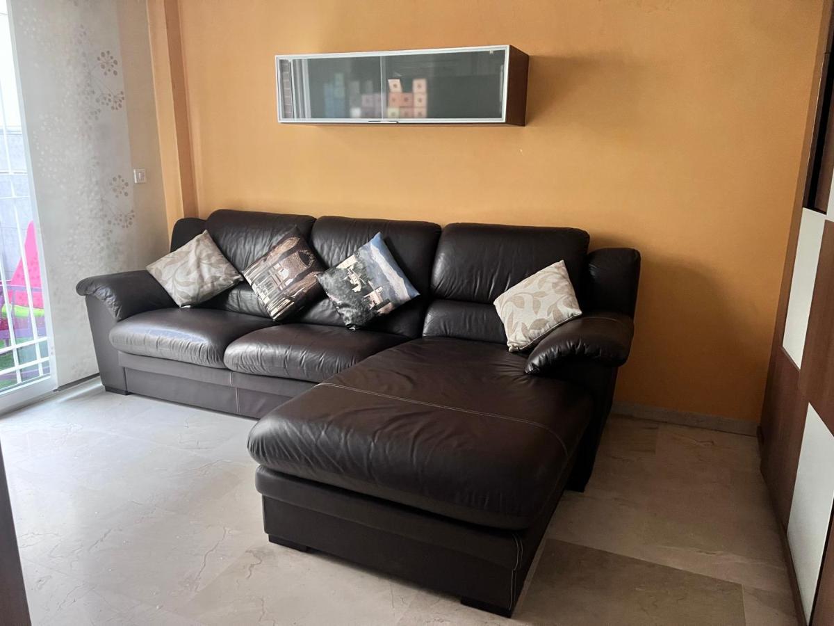 Appartement Casa Ideal Familias Y Grupos Con Balcones Exterior Soleada Patios Cerca Alhambra, Sierra Nevada, Rio Genil, Lancha Del Genil, Parque Llano Y Reloj Del Sol Con Barbacoas, Campo De Futbol, Circuito Gimnasia à Grenade Extérieur photo