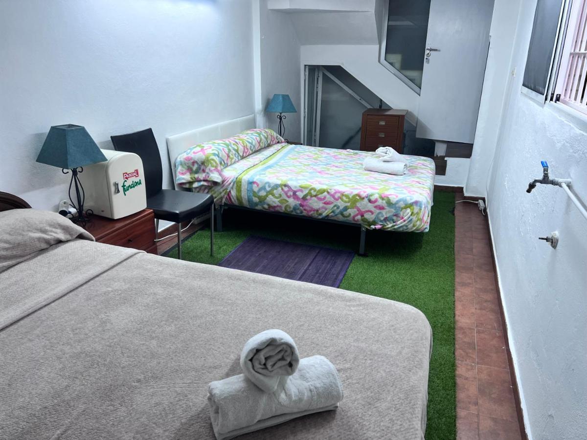 Appartement Casa Ideal Familias Y Grupos Con Balcones Exterior Soleada Patios Cerca Alhambra, Sierra Nevada, Rio Genil, Lancha Del Genil, Parque Llano Y Reloj Del Sol Con Barbacoas, Campo De Futbol, Circuito Gimnasia à Grenade Extérieur photo